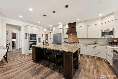 31408 SE Retreat Kanaskat Road Ravensdale WA 98051