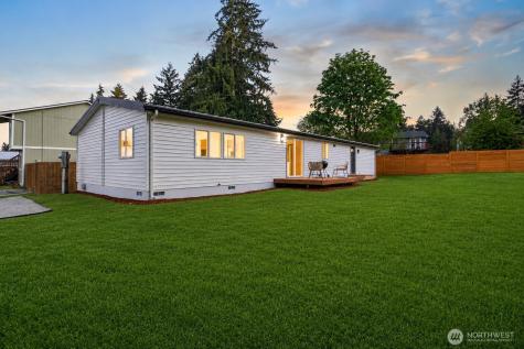 14306 Greenbelt Drive E Bonney Lake WA 98391