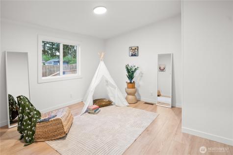 14306 Greenbelt Drive E Bonney Lake WA 98391