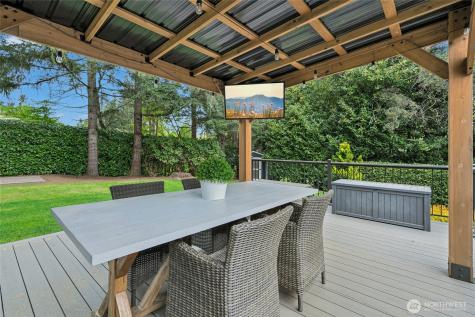 12837 197th Place NE Woodinville WA 98077