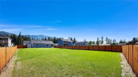 1523 Alder Gold Bar WA 98251
