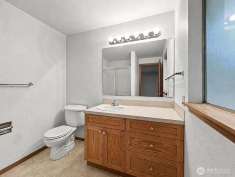 1712 Olympia Avenue SE Renton WA 98058