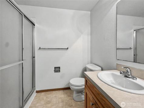 1712 Olympia Avenue SE Renton WA 98058