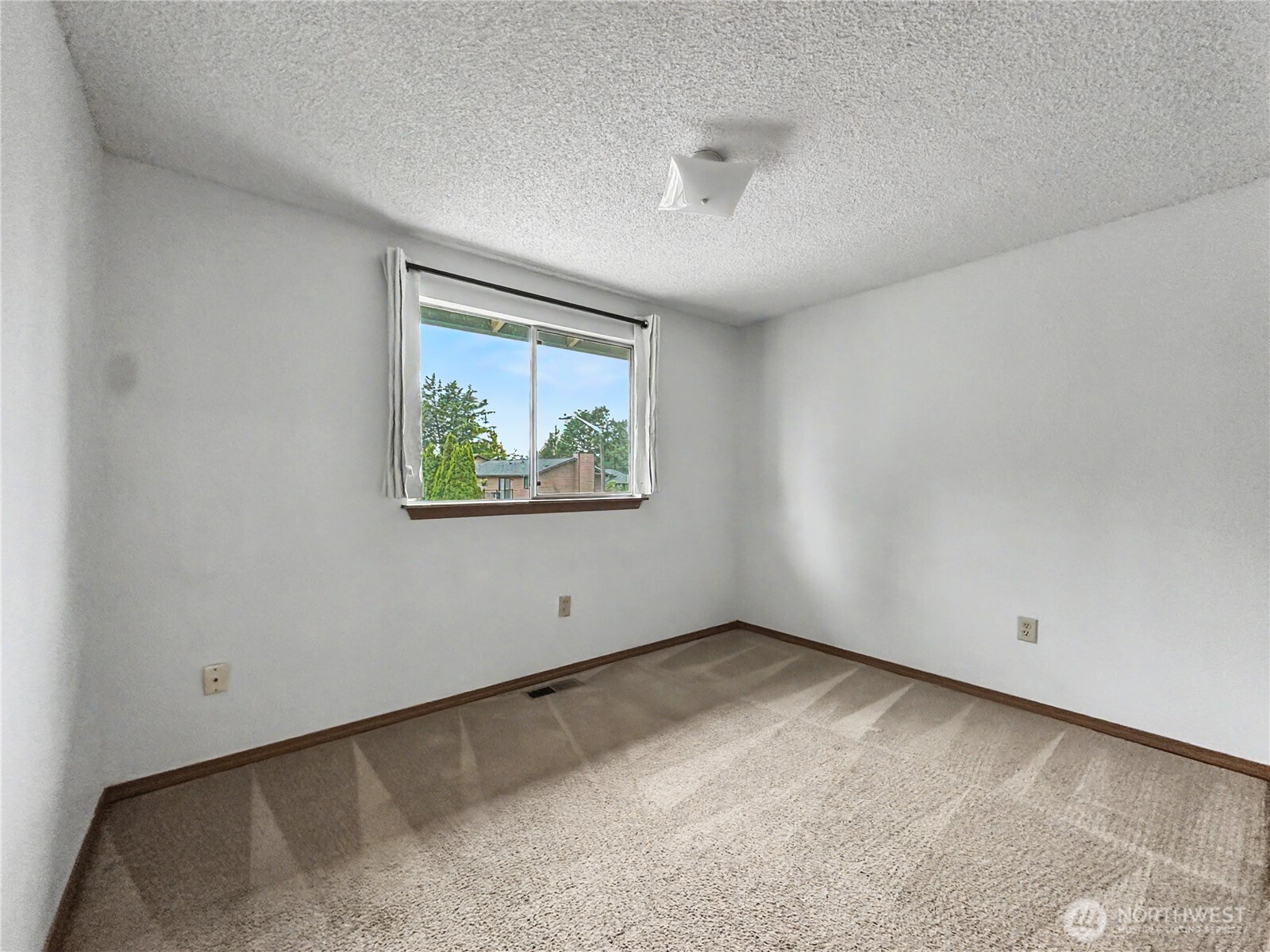 1712 Olympia Avenue SE Renton WA 98058