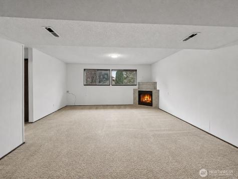 1712 Olympia Avenue SE Renton WA 98058
