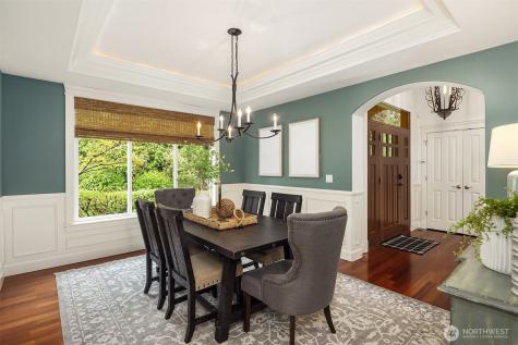 816 100th Avenue SE Bellevue WA 98004
