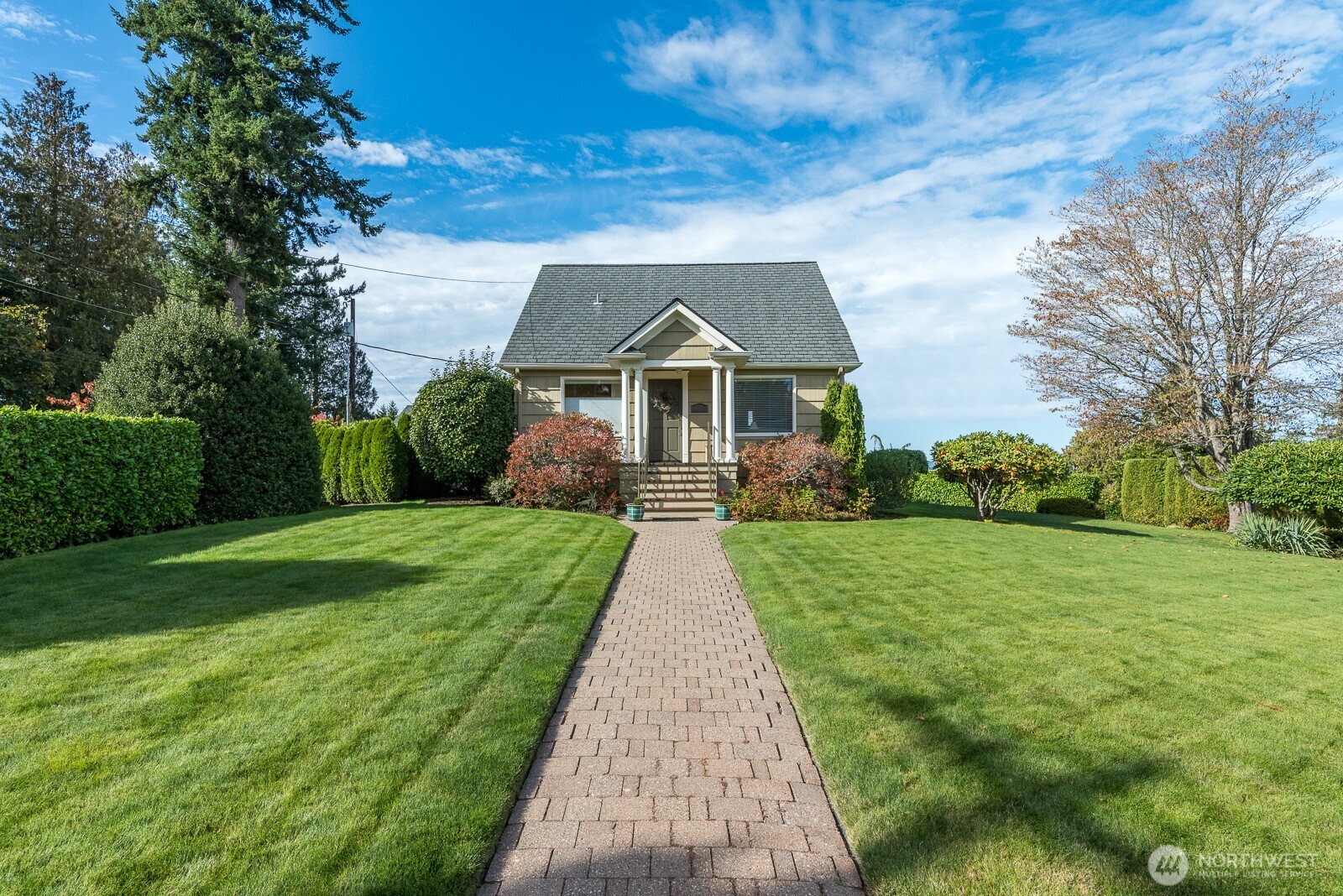 4436 Seahurst Everett WA 98203