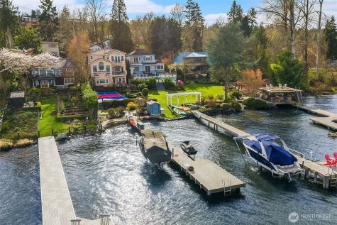 8772 Sand Point Way NE Seattle WA 98115