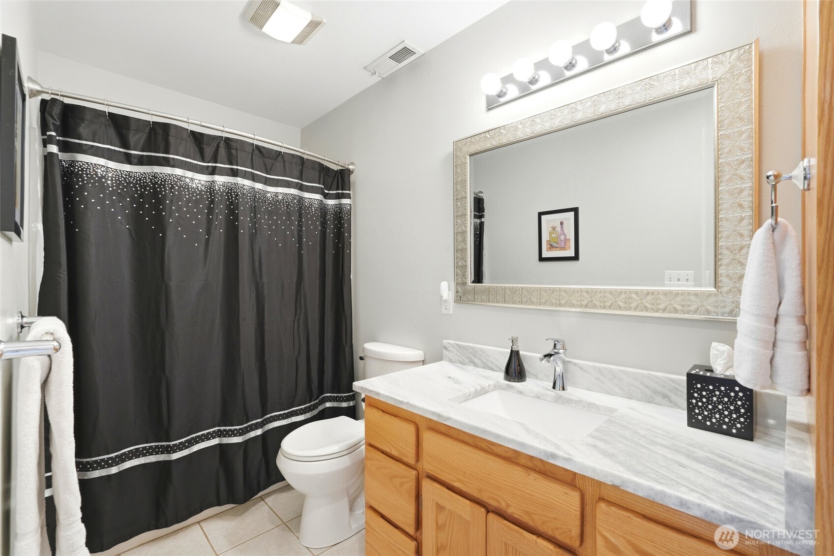 236 SW 166th Place Normandy Park WA 98166