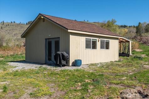 882 Lower Joe Creek Road Manson WA 98831
