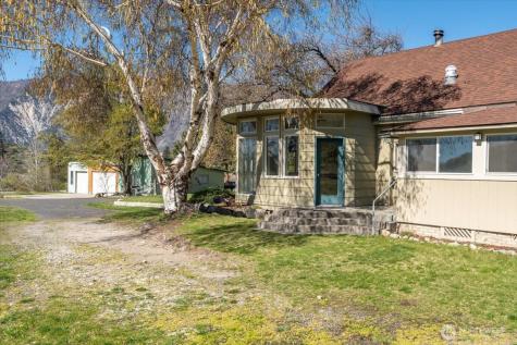 882 Lower Joe Creek Road Manson WA 98831