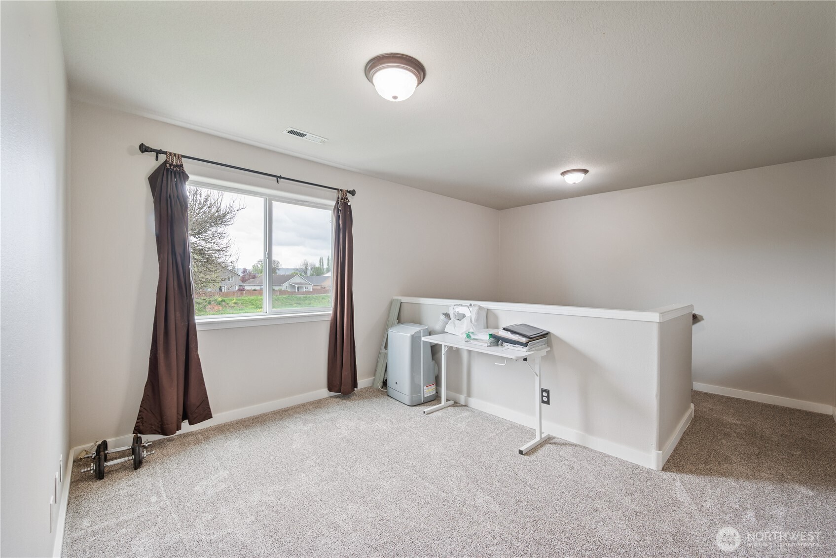 1828 Schneiter Drive Longview WA 98632