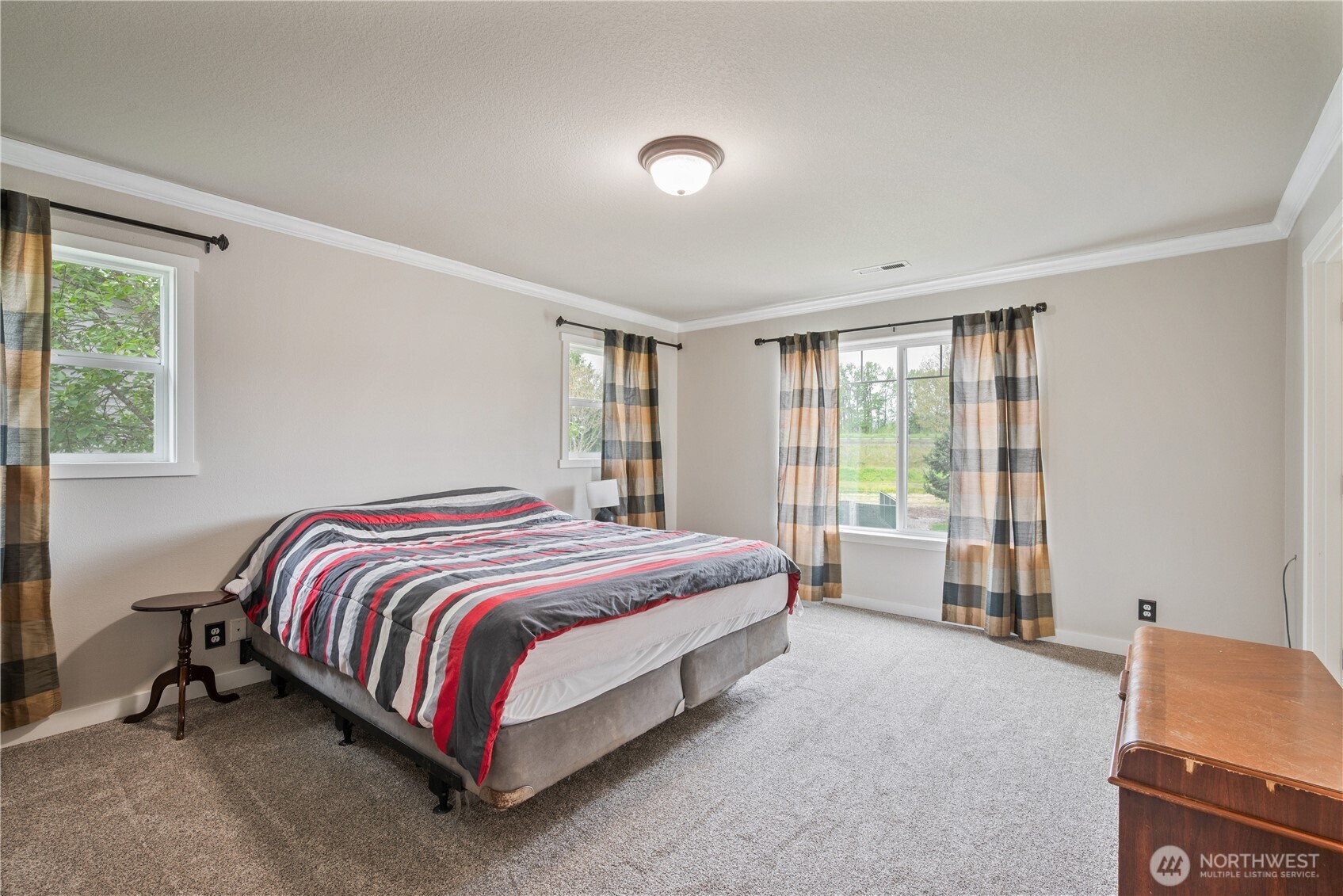 1828 Schneiter Drive Longview WA 98632