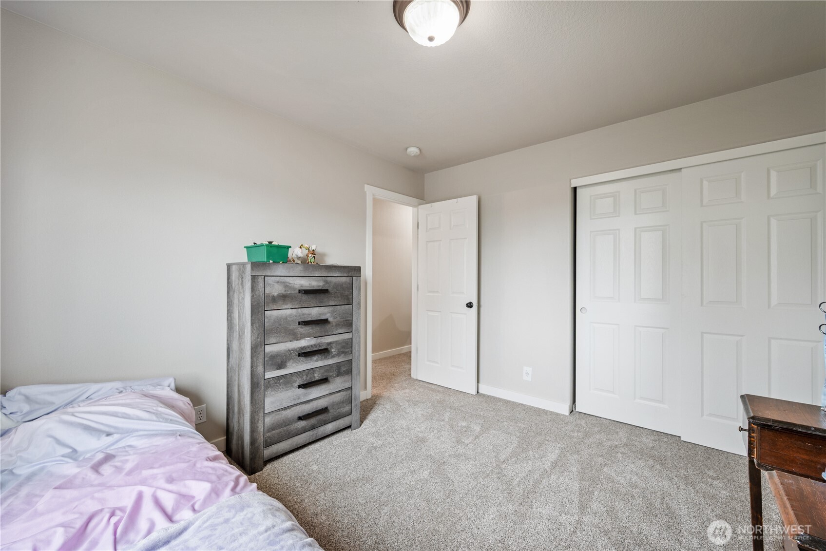 1828 Schneiter Drive Longview WA 98632