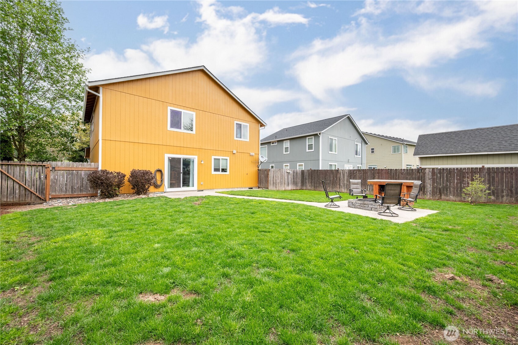 1828 Schneiter Drive Longview WA 98632