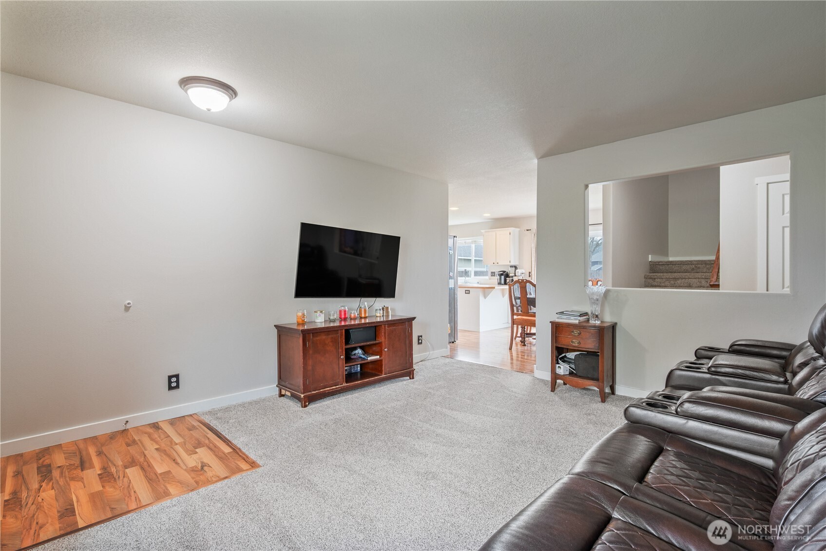 1828 Schneiter Drive Longview WA 98632
