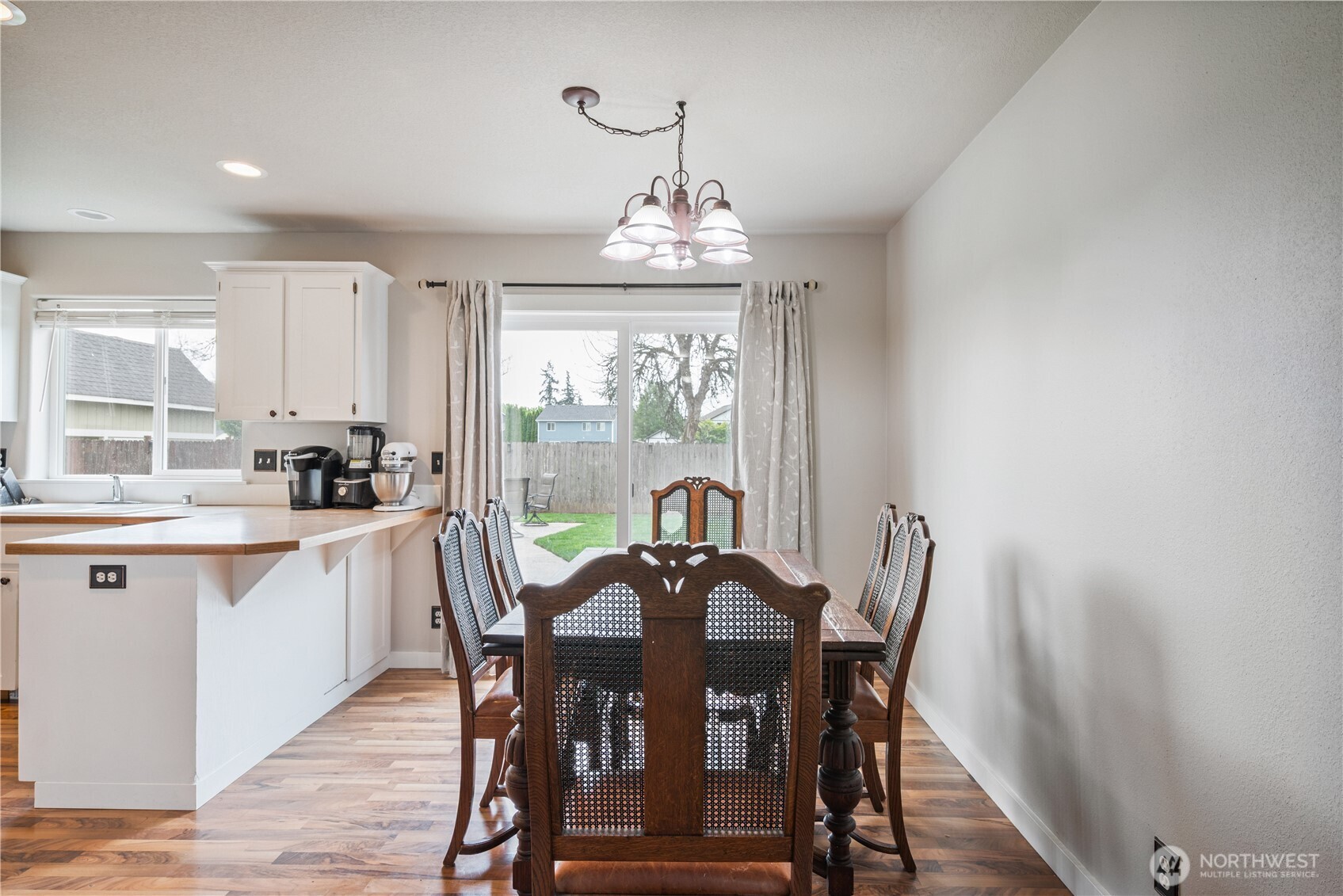 1828 Schneiter Drive Longview WA 98632