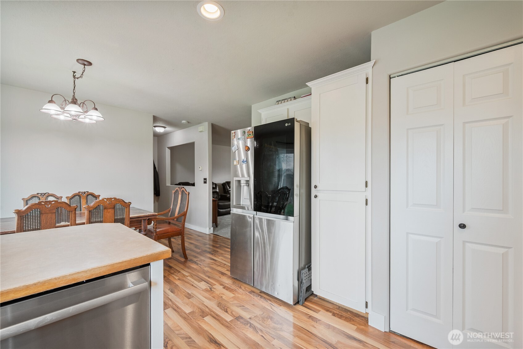 1828 Schneiter Drive Longview WA 98632