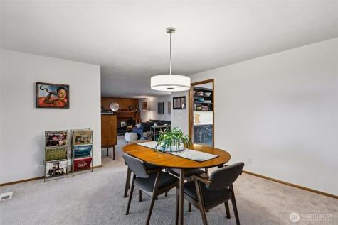 1209 S 10th Street Mount Vernon WA 98274