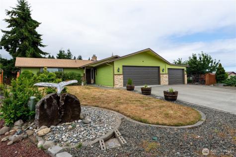 718 Elizabeth Place Port Angeles WA 98362