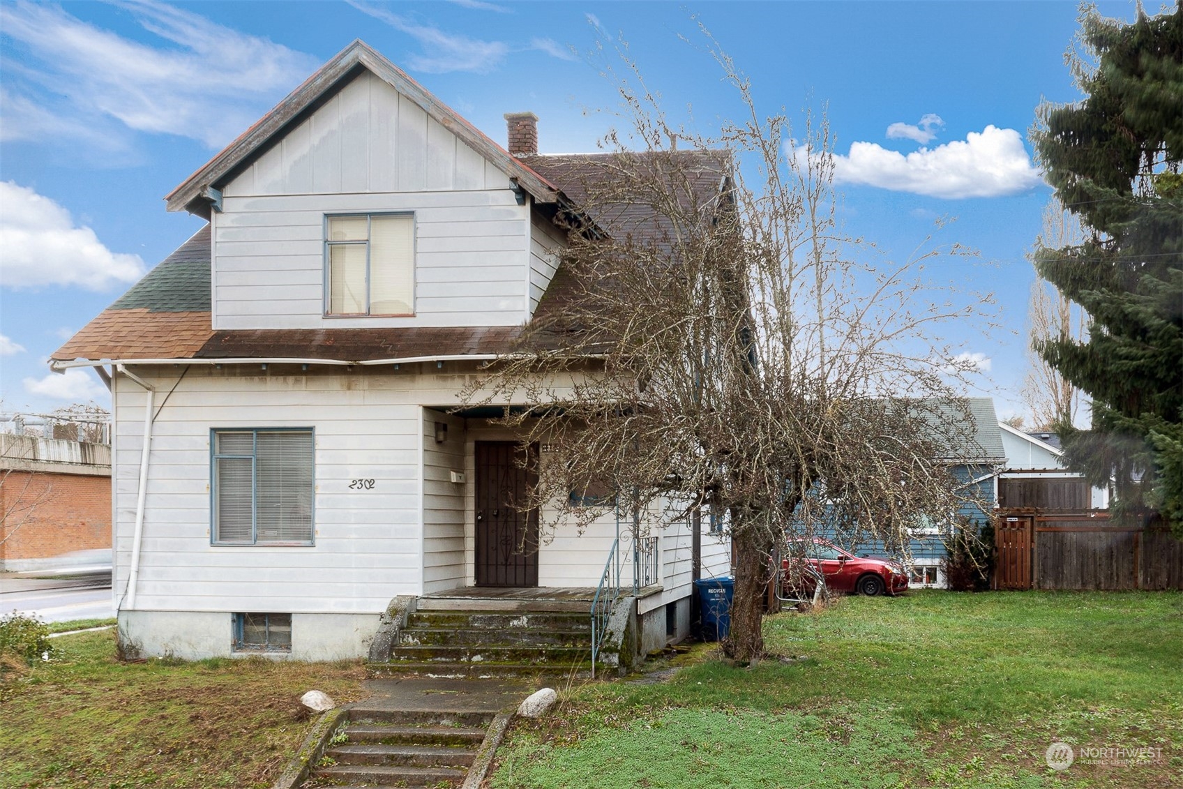 2302 E Pike Street Seattle WA 98122