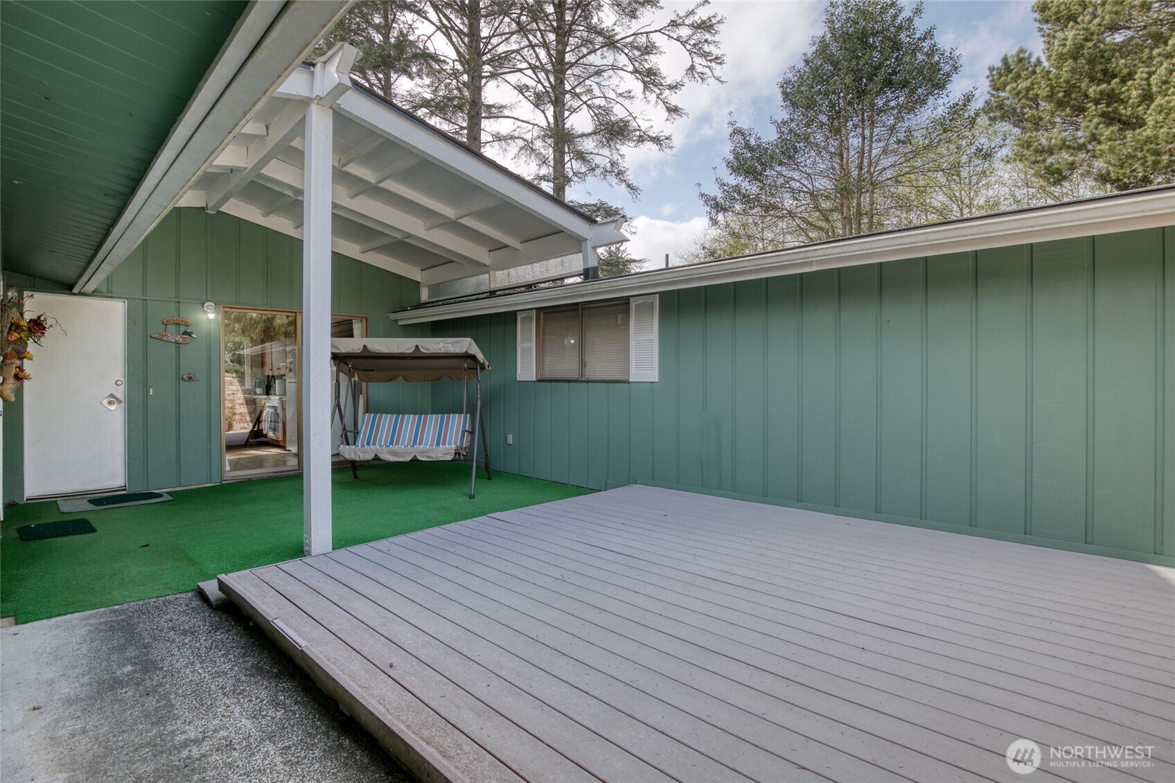 483 Dolphin Avenue NE Ocean Shores WA 98569