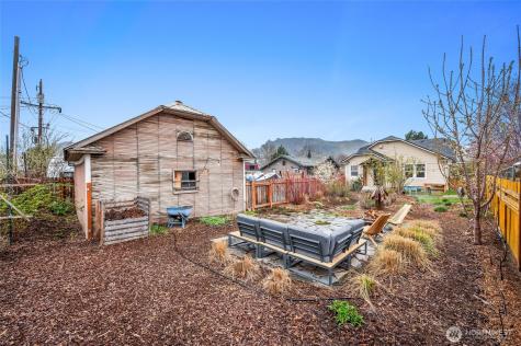 909 Kittitas Street Wenatchee WA 98801