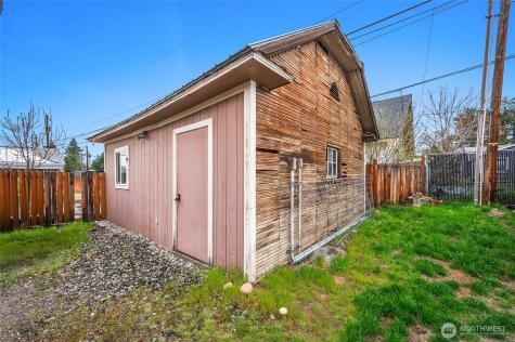 909 Kittitas Street Wenatchee WA 98801