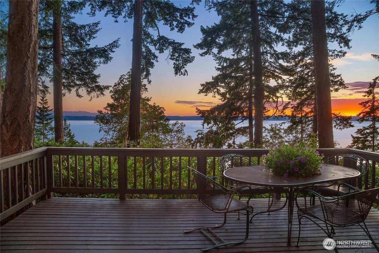 16818 Marine Drive Stanwood WA 98292