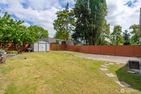 516 Pelly Avenue N Renton WA 98057