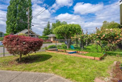 516 Pelly Avenue N Renton WA 98057