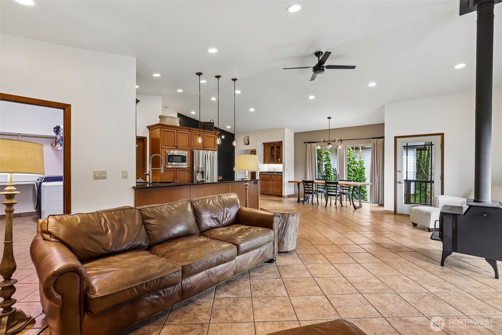 873 Mountain View Road Kalama WA 98625
