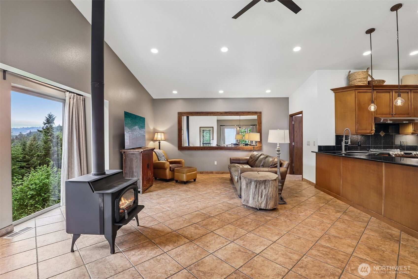 873 Mountain View Road Kalama WA 98625