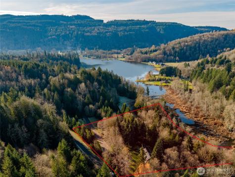 22068 Mcmurray Shore Drive Mount Vernon WA 98274