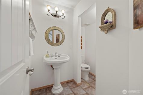 22068 Mcmurray Shore Drive Mount Vernon WA 98274