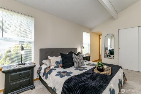 31233 47th Place SW Federal Way WA 98023