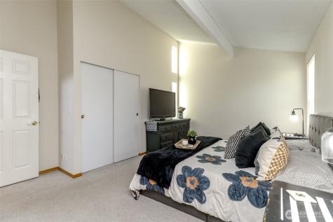 31233 47th Place SW Federal Way WA 98023