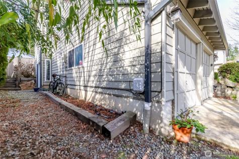 31233 47th Place SW Federal Way WA 98023