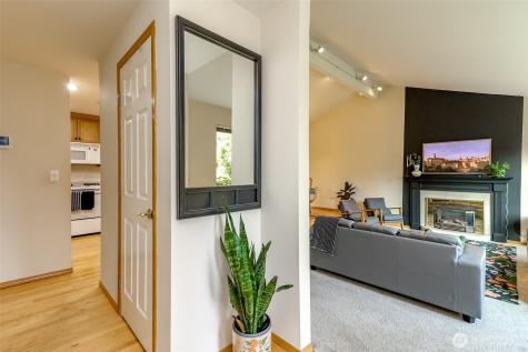 31233 47th Place SW Federal Way WA 98023