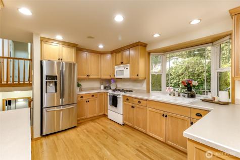 31233 47th Place SW Federal Way WA 98023