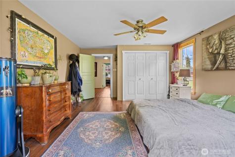 2036 Tacoma Road Puyallup WA 98371