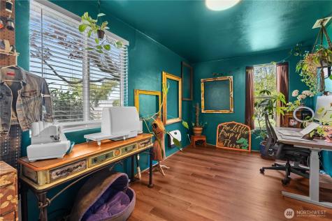 2036 Tacoma Road Puyallup WA 98371
