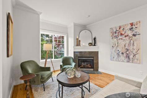 121 21st Avenue E Seattle WA 98112