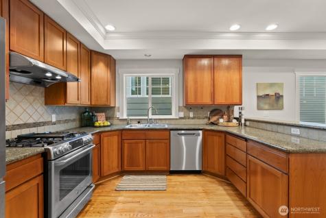 121 21st Avenue E Seattle WA 98112