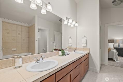 121 21st Avenue E Seattle WA 98112