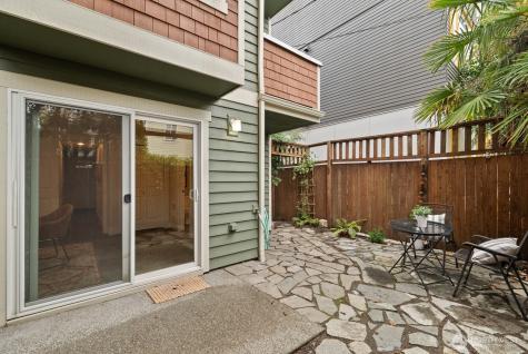 121 21st Avenue E Seattle WA 98112