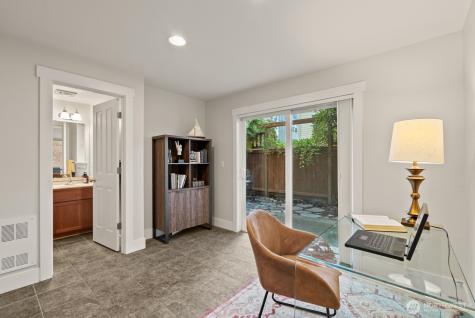 121 21st Avenue E Seattle WA 98112