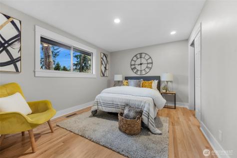 23619 5th Avenue W Bothell WA 98021