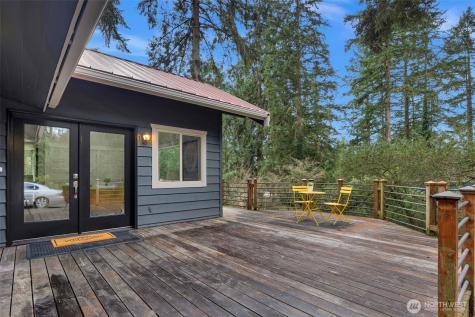 23619 5th Avenue W Bothell WA 98021