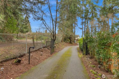 23619 5th Avenue W Bothell WA 98021